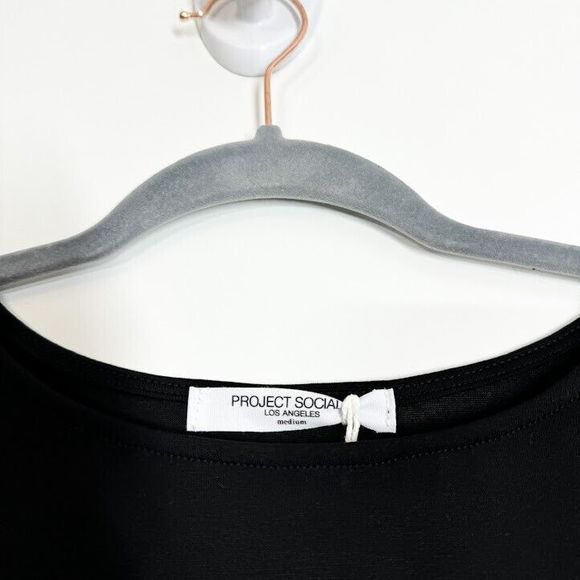 Project Social T Aubrey Ruched Side Long Sleeve Top Womens Black Size Medium NWT - Picture 4 of 9